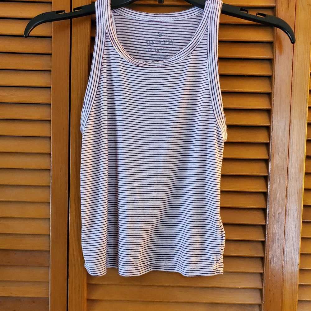 American Eagle crop top